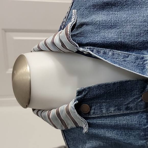 Blue Jean Jacket - Picture 2 of 6